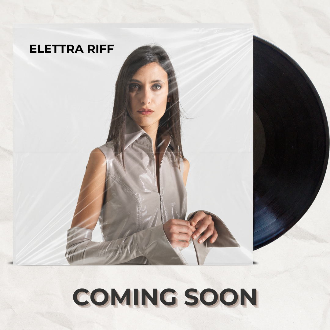 Elettra Riff, visual 2